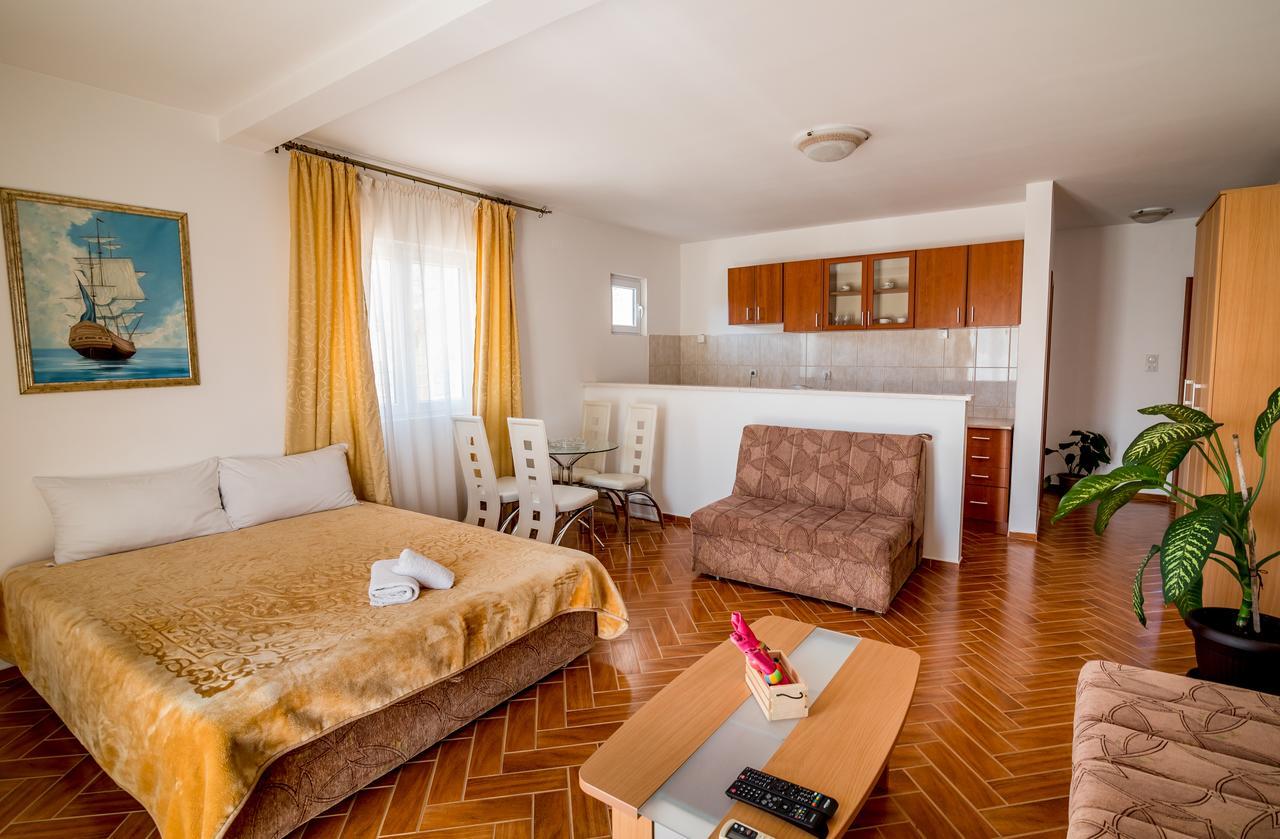 Bianca Apartments Herceg Novi Bagian luar foto