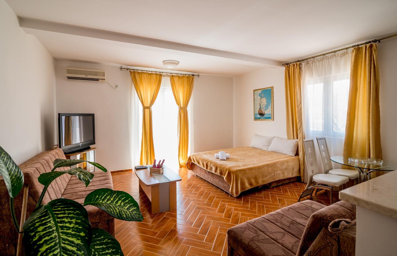 Bianca Apartments Herceg Novi Bagian luar foto