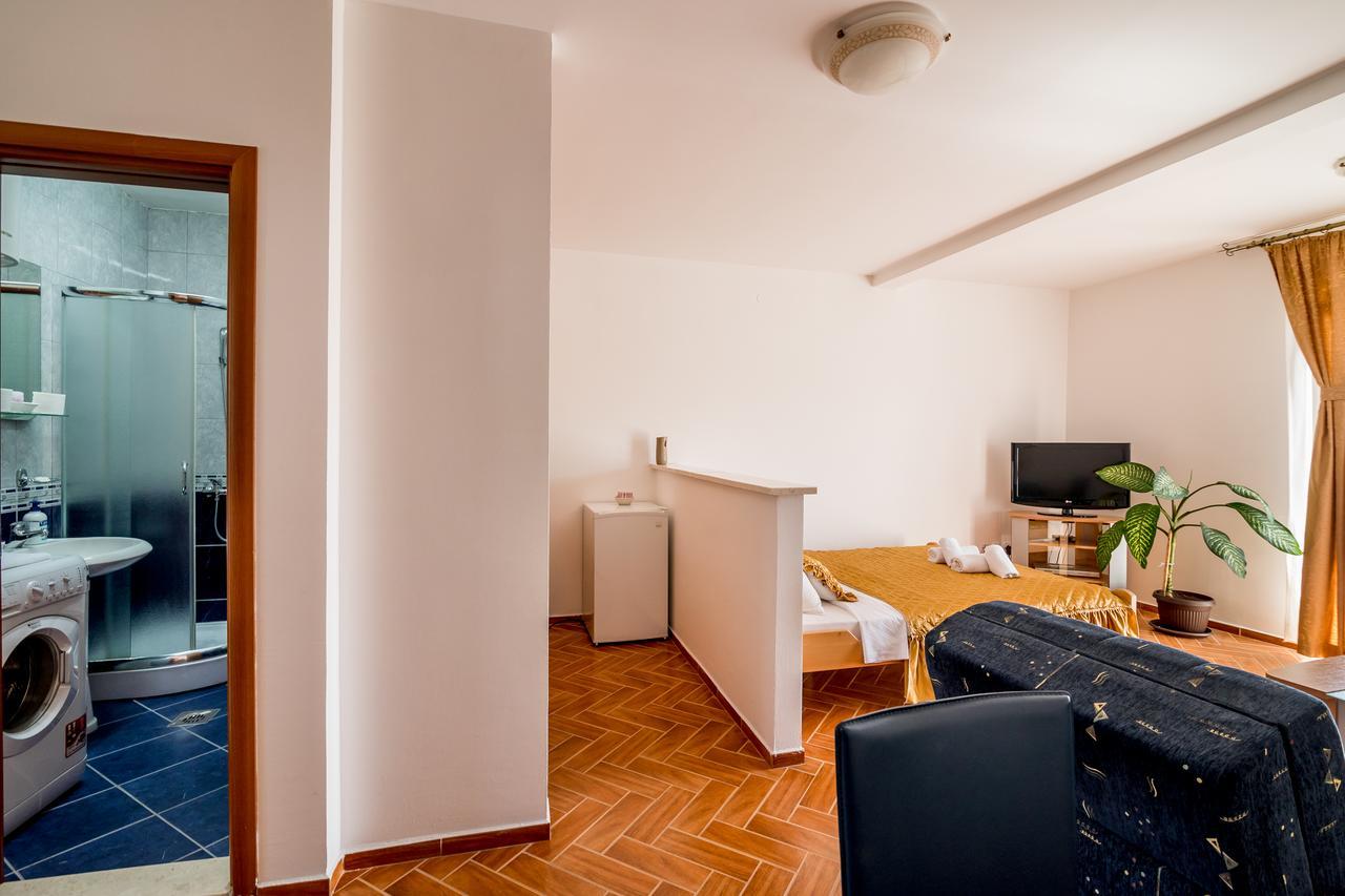 Bianca Apartments Herceg Novi Bagian luar foto