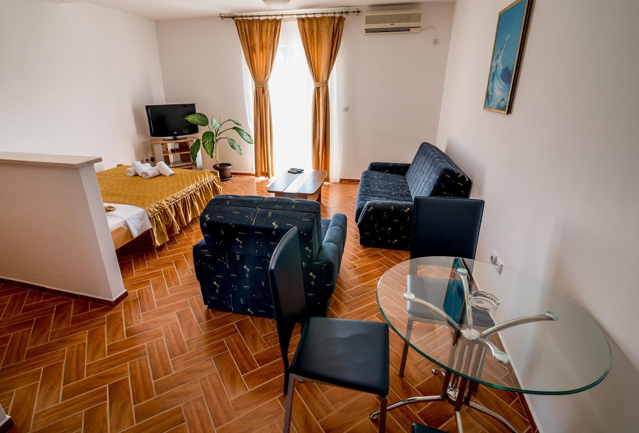 Bianca Apartments Herceg Novi Bagian luar foto